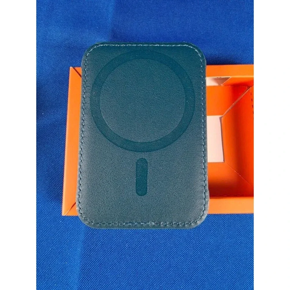 Magsafe Wallet with Grip